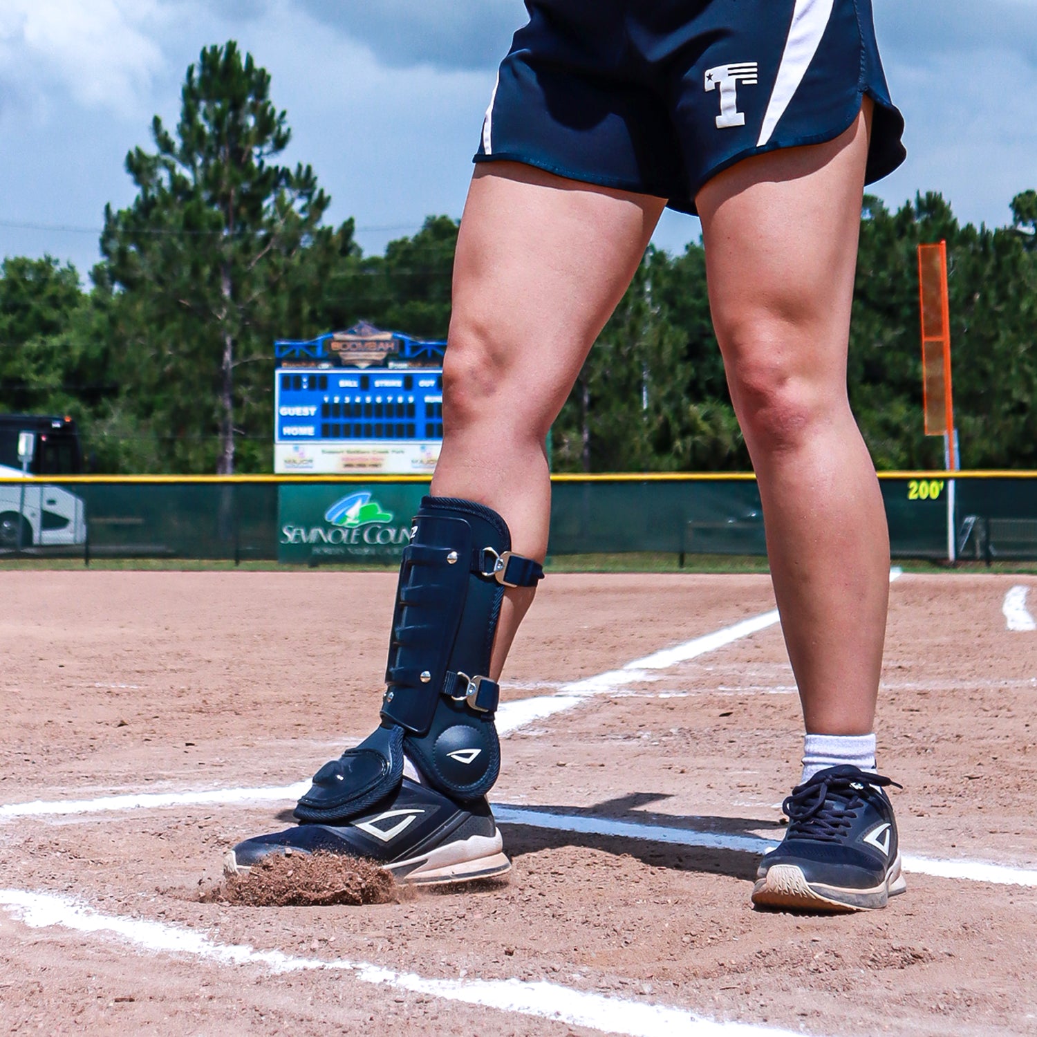 BATTER'S LEG GUARD - LEFT